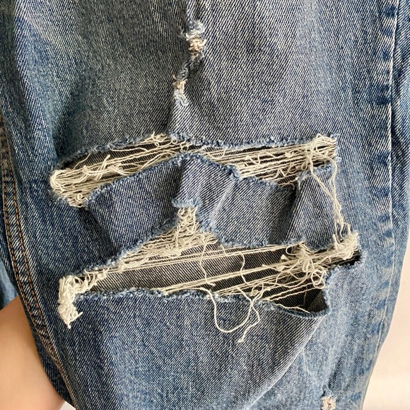 Abercrombie & Fitch Curve Love High Rise Mom Jean NWT - Picture 12 of 13